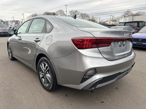 Used 2024 Kia Forte LXS image 5