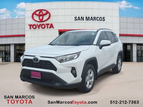 Used 2021 Toyota RAV4 XLE w/ Convenience Package FWD image 1