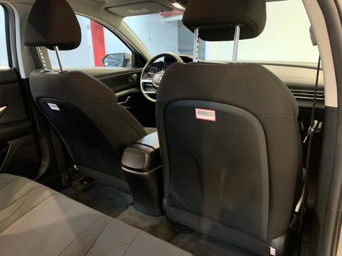 Used 2023 Hyundai Elantra SEL w/ Convenience Package image 46