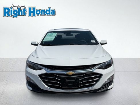 Used 2024 Chevrolet Malibu LT FWD image 5