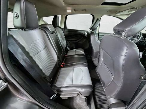 Used 2019 Ford Escape Titanium AWD/4WD image 27
