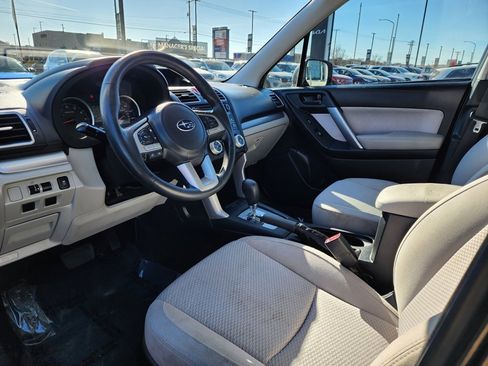 Used 2017 Subaru Forester 2.5i w/ Alloy Wheel Package image 16