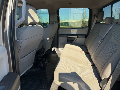 Used 2018 Ford F250 XLT w/ XLT Premium Package image 16