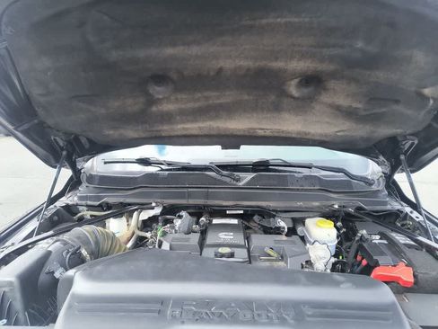 Used 2024 RAM 3500 Big Horn image 24