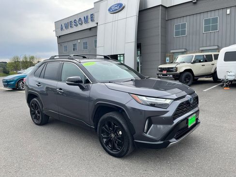 Used 2023 Toyota RAV4 XSE AWD/4WD image 13