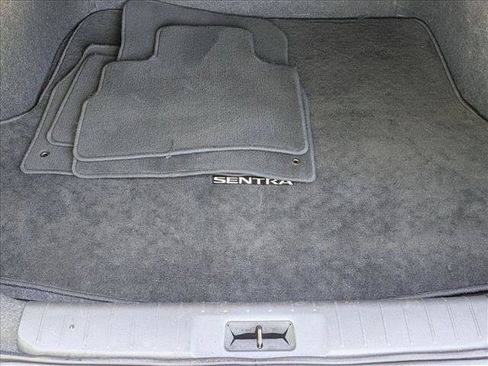 Certified 2024 Nissan Sentra SR FWD image 6