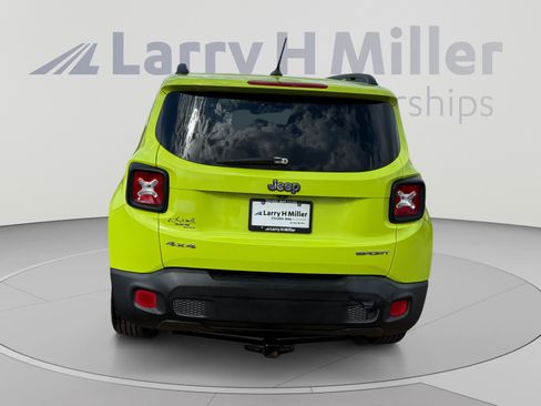 Used 2017 Jeep Renegade Sport w/ Power & Air Group AWD/4WD image 4