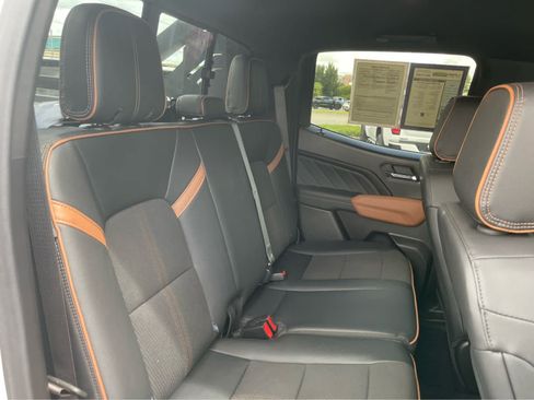 Used 2025 GMC Canyon AT4 w/ Nightfall Edition AWD/4WD image 22