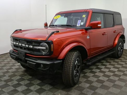Used 2024 Ford Bronco Outer Banks image 5