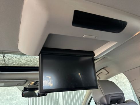 Certified 2024 Toyota Sienna Limited AWD/4WD image 14
