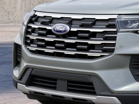 New 2027 Ford Explorer Active RWD image 17