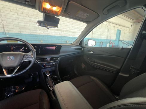 Used 2025 Buick Encore GX Preferred image 35
