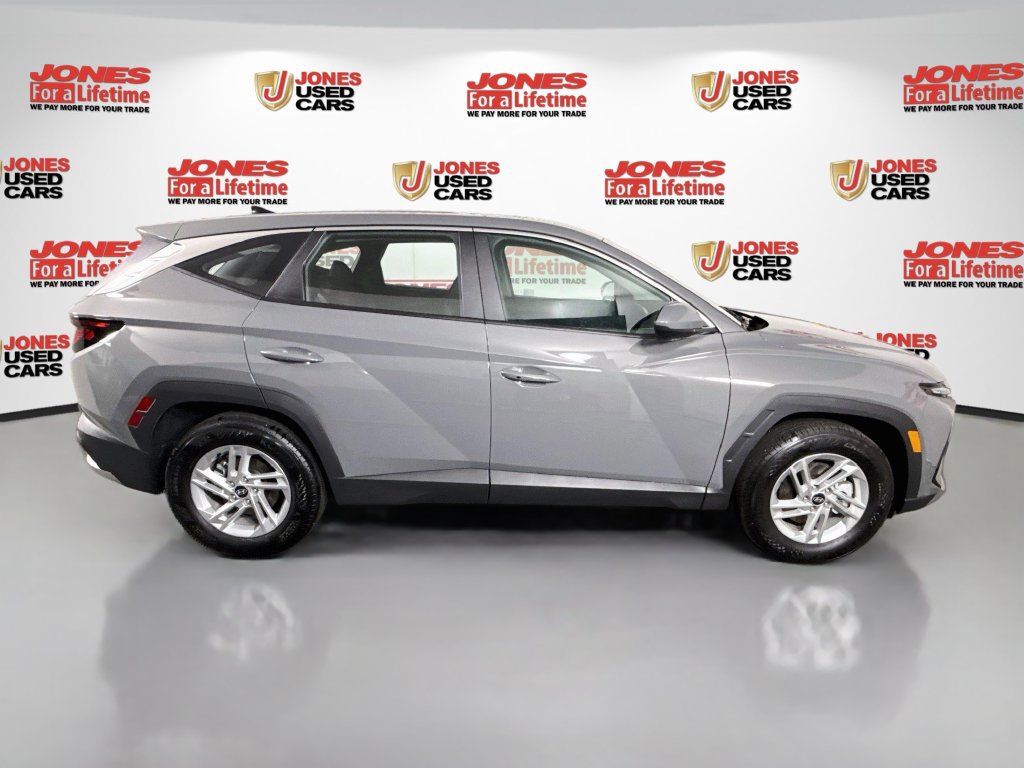 Used 2025 Hyundai Tucson SE FWD image 18