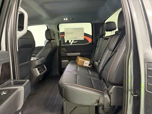 New 2026 Ford F250 Lariat w/ Black Appearance Package AWD/4WD image 12