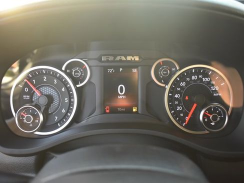 New 2026 RAM 1500 Express AWD/4WD image 20