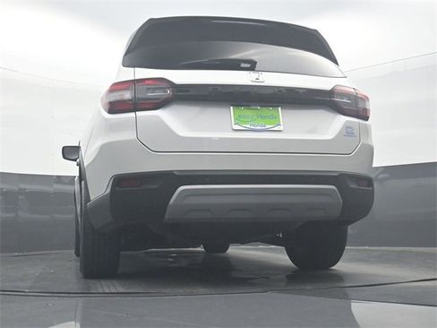 Used 2024 Honda Pilot EX-L image 32