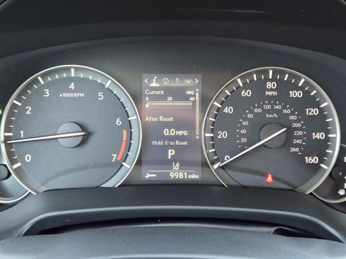 Used 2022 Lexus RX 350L Luxury image 23