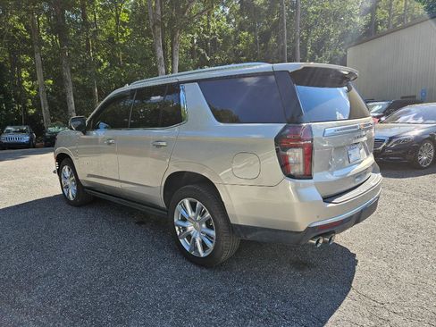 Used 2021 Chevrolet Tahoe High Country w/ Premium Package image 4