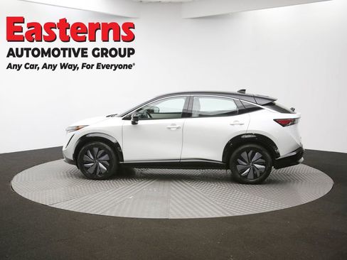 Used 2023 Nissan Ariya FWD image 60