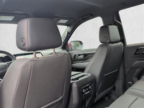 Used 2025 Chevrolet Tahoe RST w/ Comfort Package AWD/4WD image 15