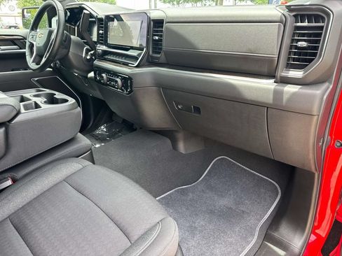Used 2023 Chevrolet Silverado 1500 LT AWD/4WD image 23