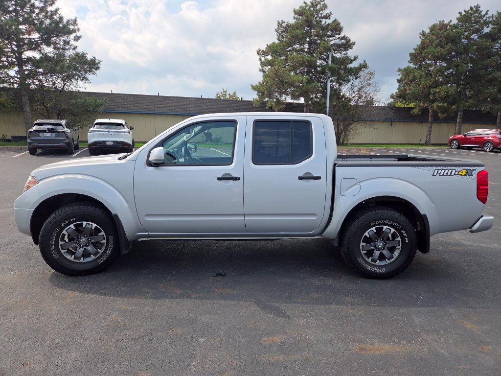 Used 2018 Nissan Frontier PRO-4X AWD/4WD image 18