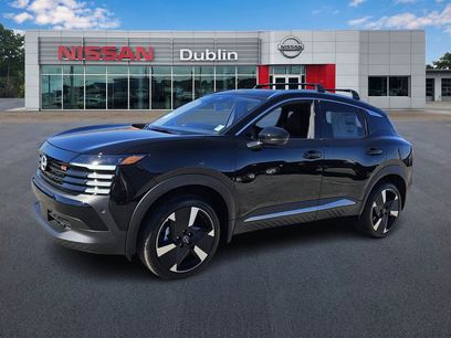 New 2026 Nissan Kicks SR w/ Cold Weather Package