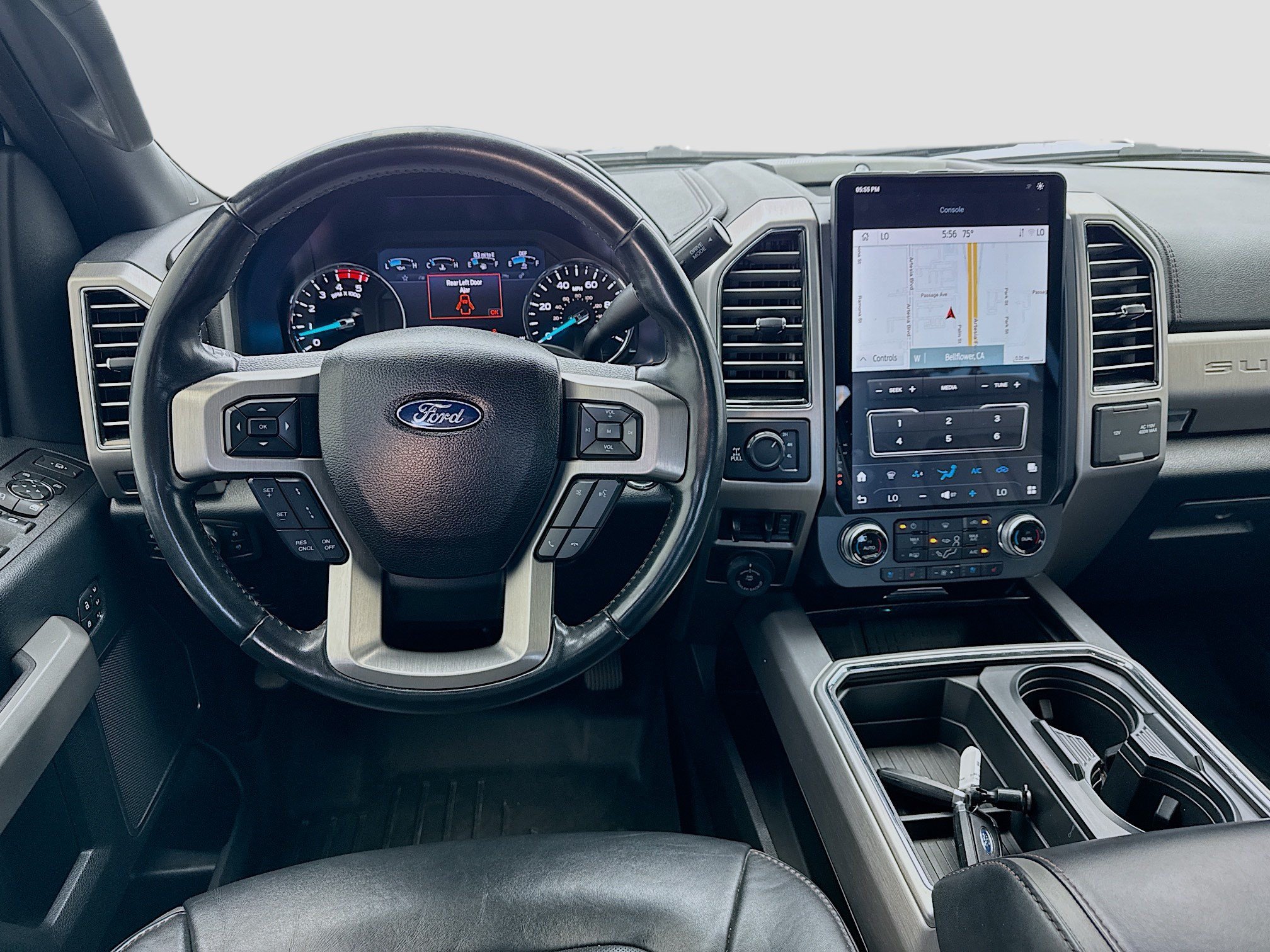 Used 2021 Ford F350 Platinum w/ FX4 Off-Road Package AWD/4WD image 14