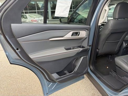 New 2026 Ford Explorer Active w/ Active Comfort Package AWD/4WD image 11