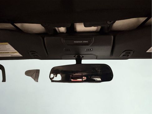 Used 2018 Jeep Wrangler Unlimited Sport image 26