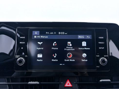 Used 2025 Kia Sportage LX FWD image 21