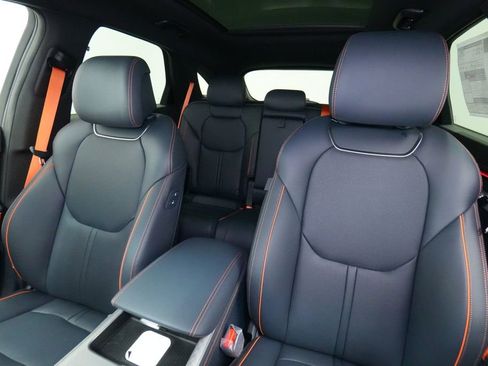New 2026 Genesis GV70 2.5T Sport Prestige AWD/4WD image 13