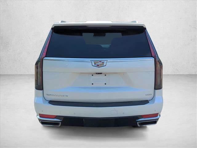 Used 2023 Cadillac Escalade Premium Luxury AWD/4WD image 6