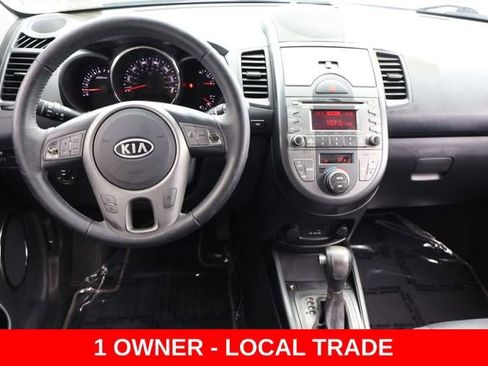 Used 2011 Kia Soul + FWD image 17