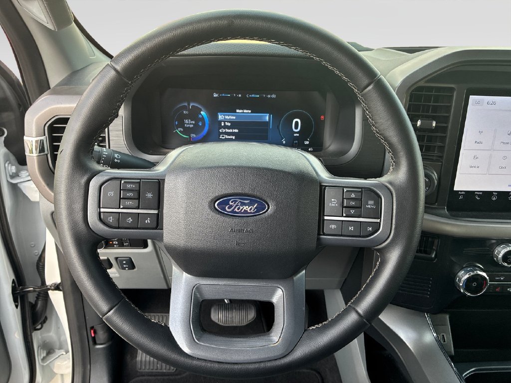 Used 2025 Ford F150 Lightning XLT AWD/4WD image 12