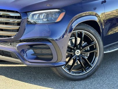 New 2026 Mercedes-Benz GLS 450 4MATIC