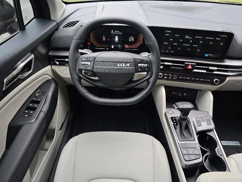 New 2026 Kia Sportage EX FWD image 6