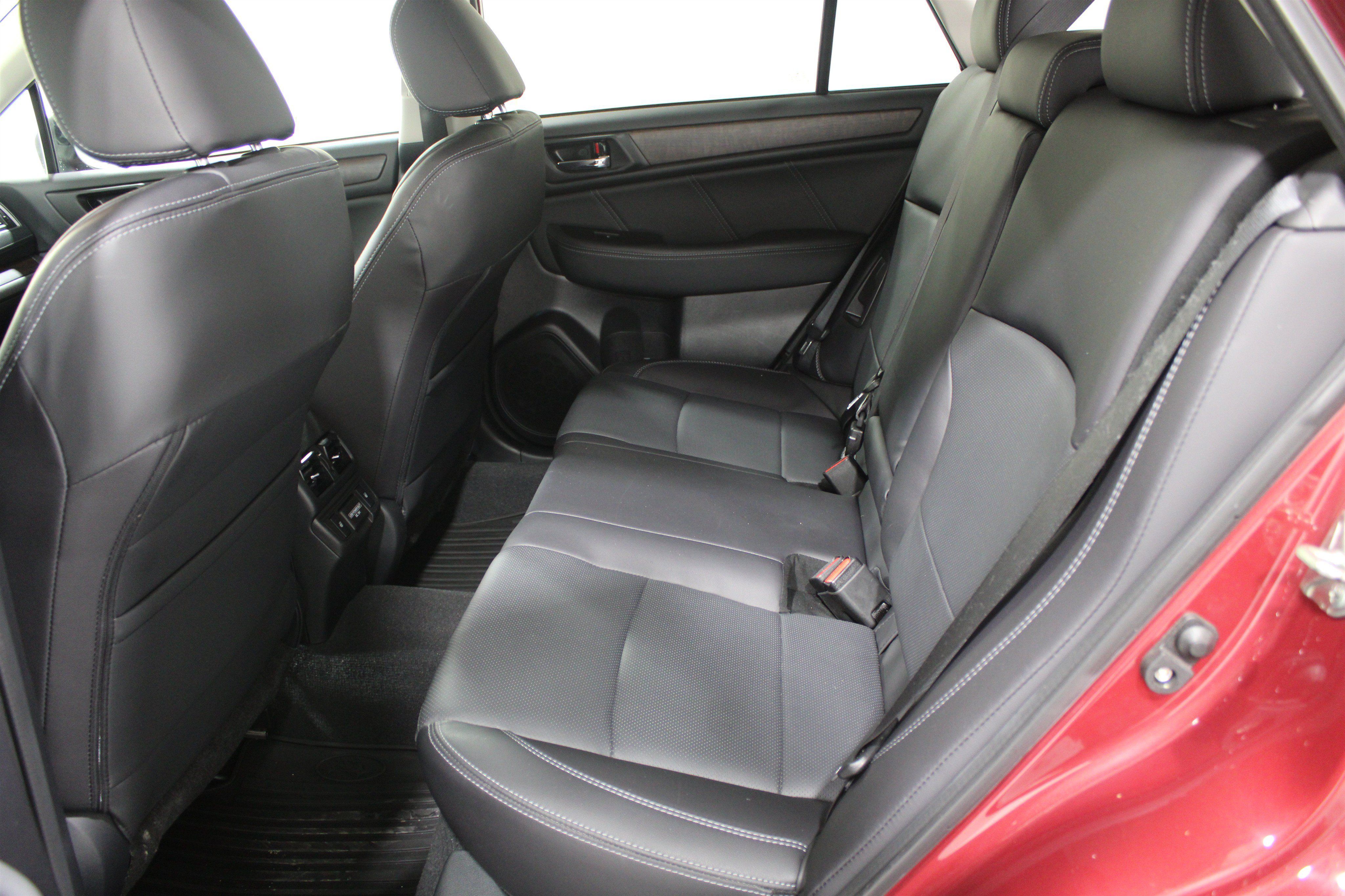Used 2018 Subaru Outback 2.5i Limited AWD/4WD image 29