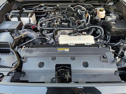 Certified 2024 Toyota Tacoma SR5 image 19