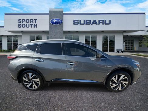 Used 2017 Nissan Murano Platinum w/ Platinum Technology Package image 2