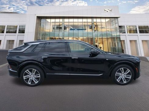 Certified 2024 Cadillac Lyriq Tech RWD image 4