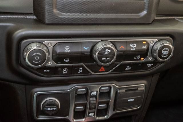 Certified 2023 Jeep Gladiator Sport AWD/4WD image 21