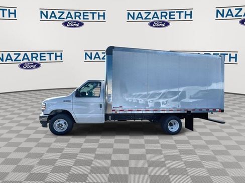 New 2026 Ford E-350 and Econoline 350 Super Duty w/ Driver's Safety Package image 5