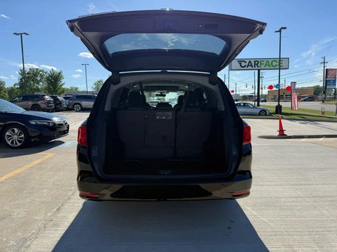 Used 2018 Honda Odyssey EX-L image 13