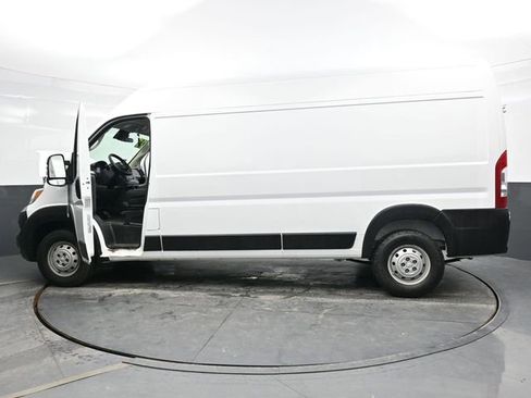 Used 2023 RAM ProMaster 2500 FWD image 38