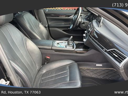 Used 2018 BMW 740i RWD image 51
