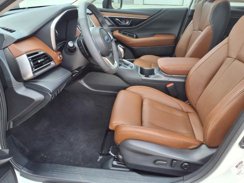 Used 2025 Subaru Outback Touring XT AWD/4WD image 15