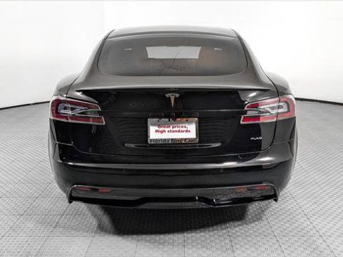 Used 2021 Tesla Model S Plaid image 6