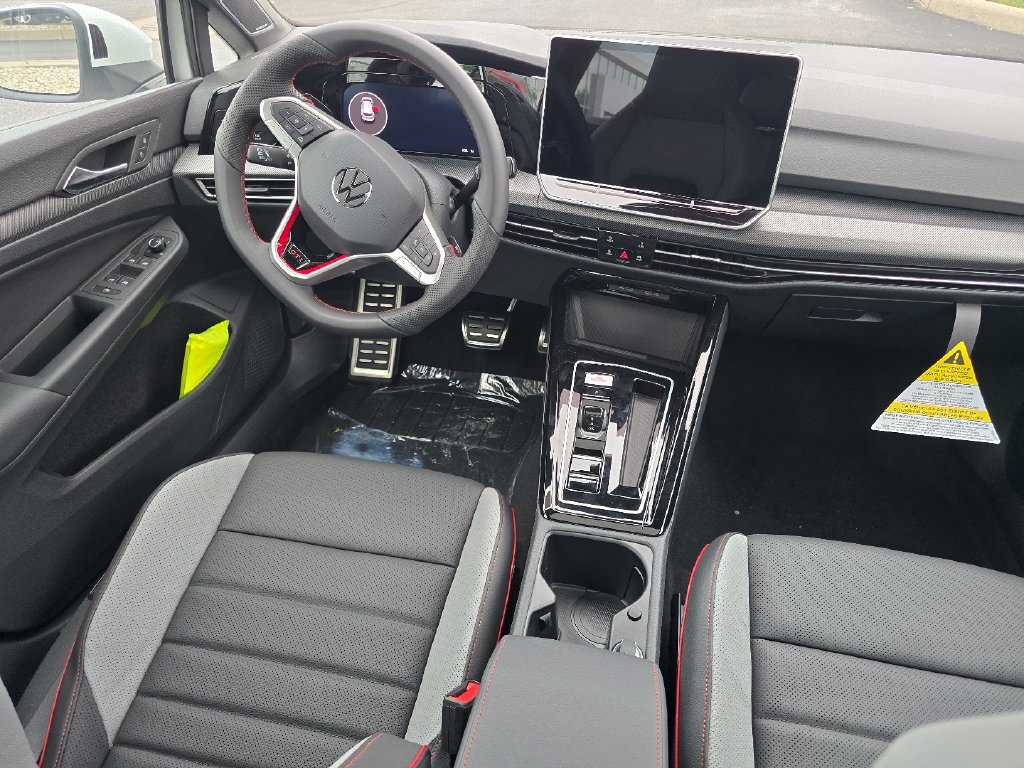New 2026 Volkswagen GTI SE FWD image 18