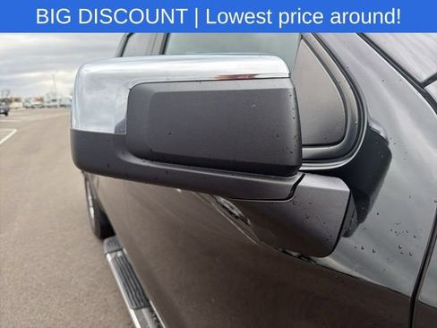 Used 2022 Chevrolet Silverado 1500 LT AWD/4WD image 7